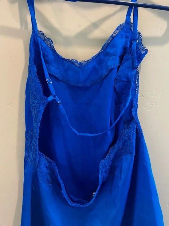 MISSGUIDED SLIPS DRESS - Picture 7 of 10